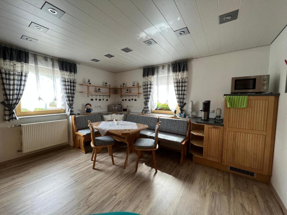 Ferienwohnung "Auszeit" Mit Garten Sankt Oswald-Riedlhuette Exterior photo