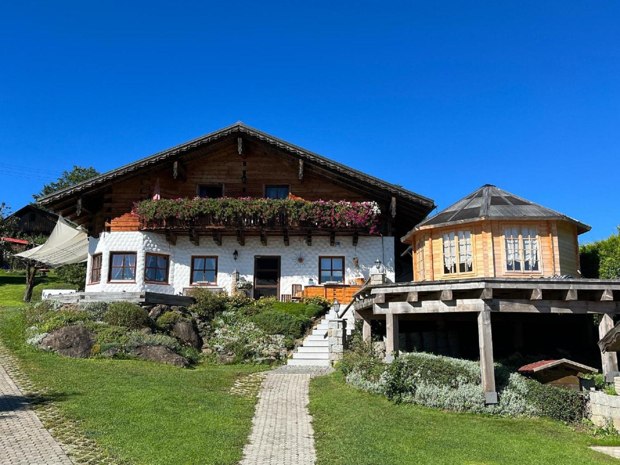 Ferienwohnung "Auszeit" Mit Garten Sankt Oswald-Riedlhuette Exterior photo